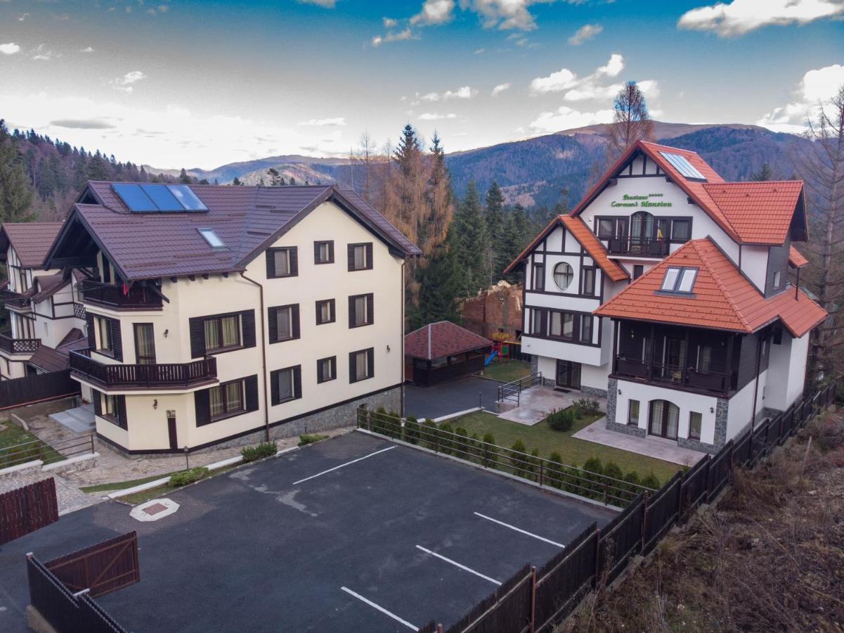 Pension Carmen'S Mansion A Sinaia Bagian luar foto